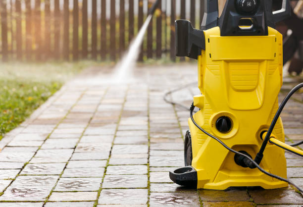 Playground Equipment Cleaning in Sayreville, NJ